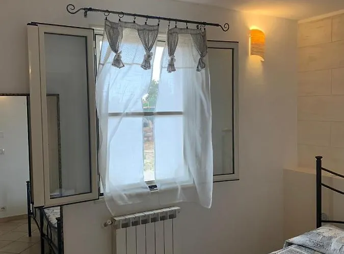 Due Coste فندق مبيت وإفطار *